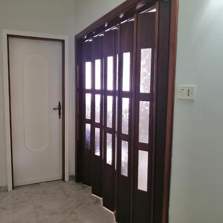 아파트 Residenza Carlo Di Borbone *