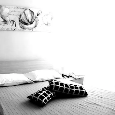 Residenza Carlo Di Borbone 아파트 *
